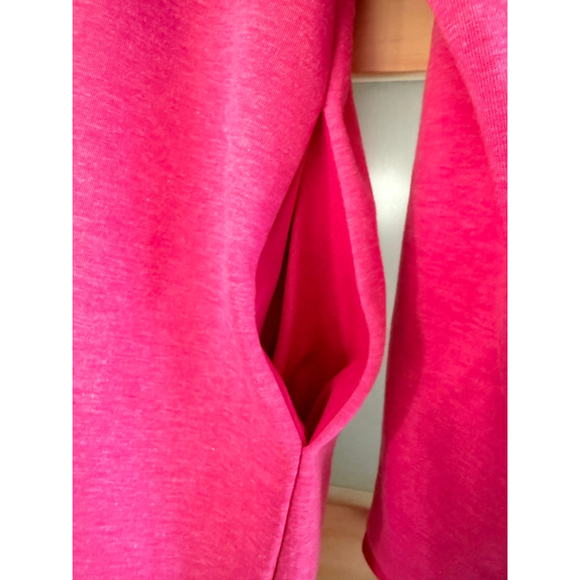 Nike Women’s Pink Funnel Neck Pullover Sweatshirt Medium NWT $85 - Picture 4 of 9